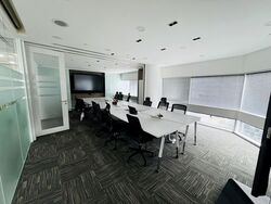 Gateway East (D7), Office #551952581